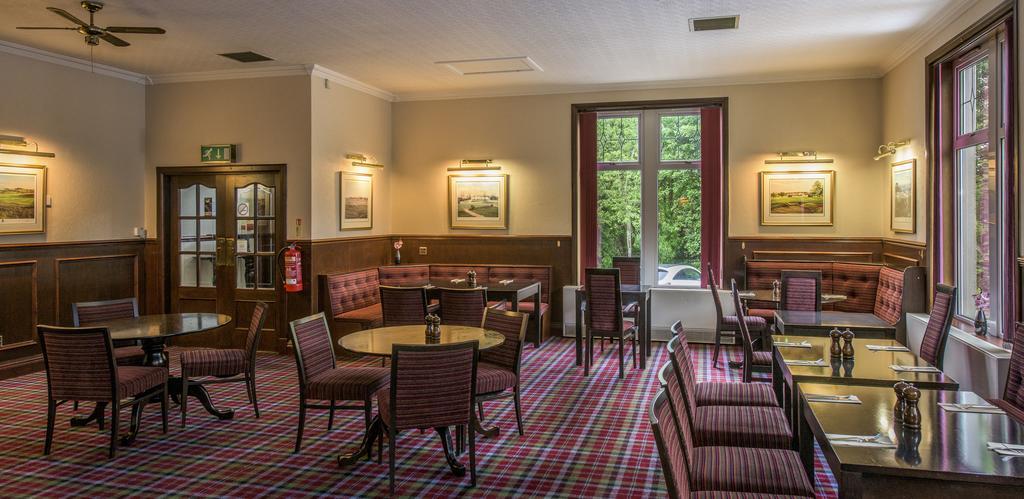Pinehurst Lodge Hotel -Dyce, Aberdeen Esterno foto