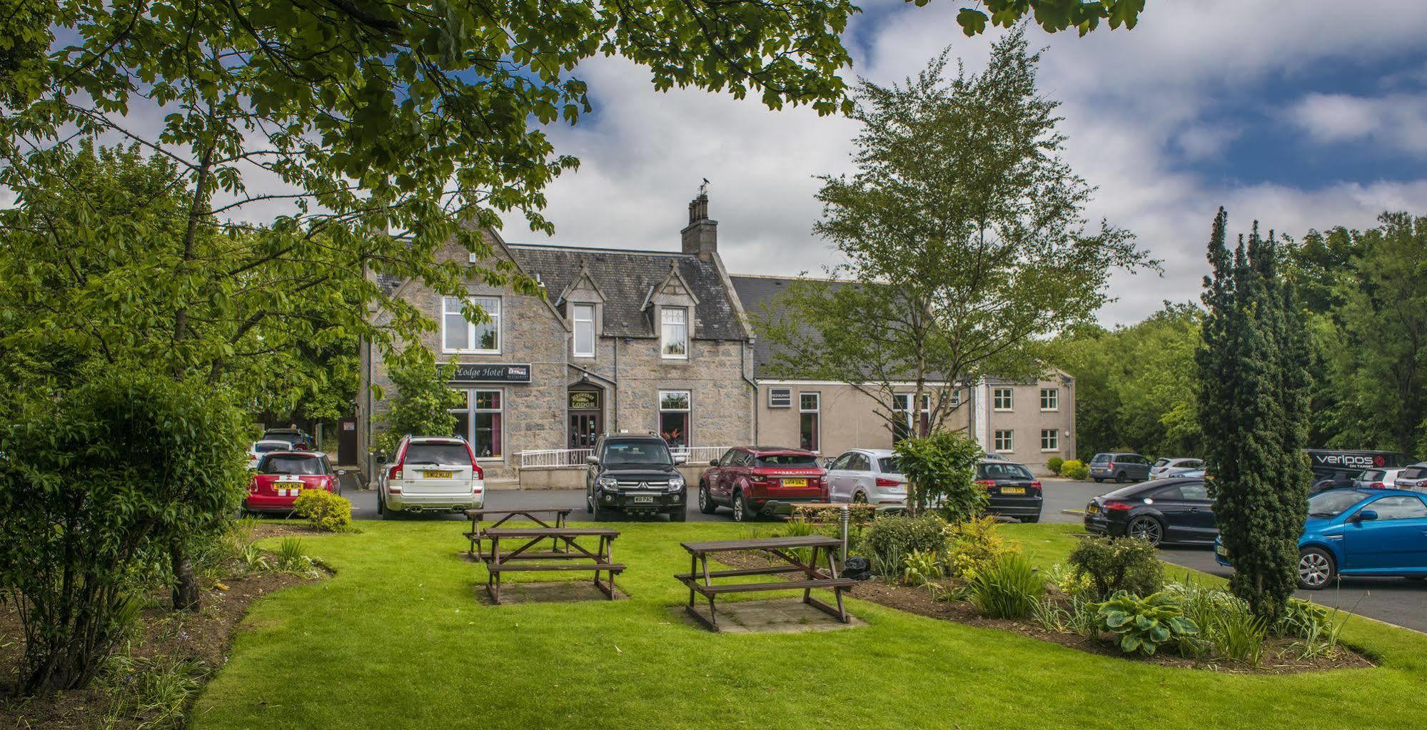 Pinehurst Lodge Hotel -Dyce, Aberdeen Esterno foto