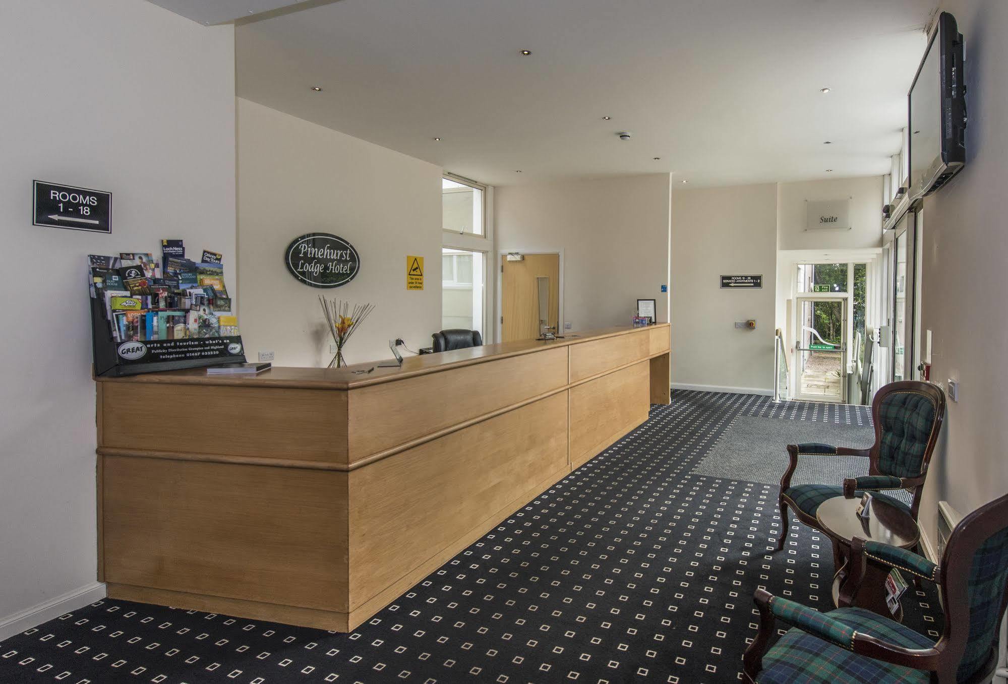 Pinehurst Lodge Hotel -Dyce, Aberdeen Esterno foto
