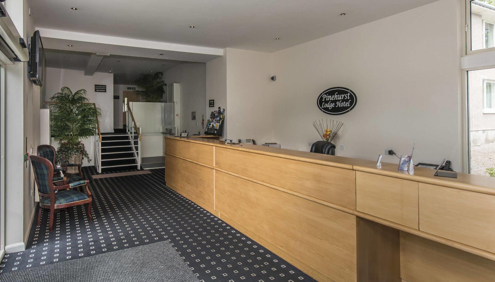 Pinehurst Lodge Hotel -Dyce, Aberdeen Esterno foto